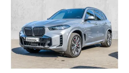 Gebraucht BMW X5 M Sport 360 PS (264 kW) 2025 Skyscraper grau SUV