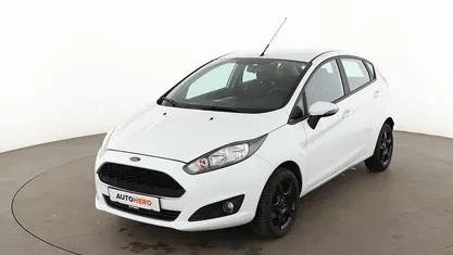 Gebraucht Ford Fiesta Celebration 101 PS (74 kW) 2017 Weiß Kleinwagen