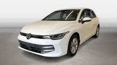 Gebraucht 2024 VW Golf VIII Life Limousine | 23.720 € (Fairer Preis)