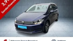 Atlantic blue metallic Gebraucht 2024 VW Touran Move Van / Kleinbus | 35.970 € (Fairer Preis)