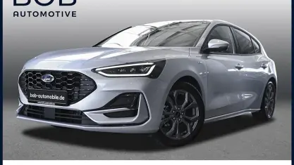 Gebraucht Ford Focus ST-Line X 155 PS (114 kW) 2024 Silber Limousine