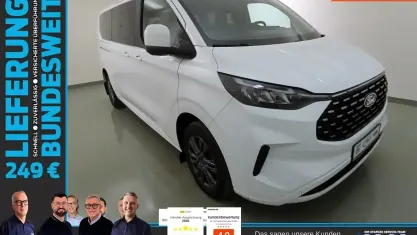 Gebraucht Ford Tourneo Custom Titanium 170 PS (125 kW) 2025 Frostweiß Van
