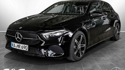 Używany Mercedes A200 AMG 163 KM (119 kW) 2025 Czarny Sedan/Limuzyna