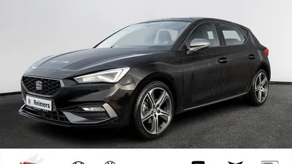 Schwarz Gebraucht 2024 Seat Leon FR Limousine | 27.990 € (Fairer Preis)