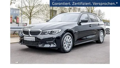Gebraucht BMW 330e 252 PS (185 kW) 2022 Schwarz Kombi