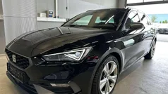 Midnight black Gebraucht 2025 Seat Leon ST FR Kombi | 27.500 € (Guter Preis)