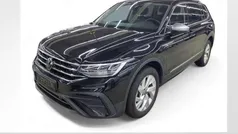 Deep black perleffekt Gebraucht 2024 VW Tiguan Allspace Life SUV | 34.440 € (Guter Preis)