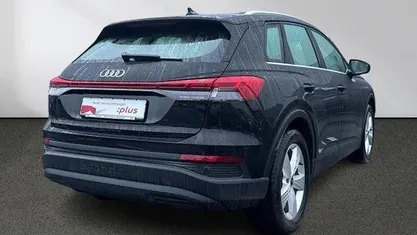 Gebraucht Audi Q4 e-tron Sport 150 kW (204 PS) 2023 Mythosschwarz SUV