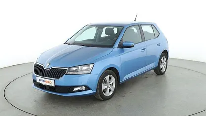 Blau Gebraucht 2019 Skoda Fabia Ambition Limousine | 10.320 € (Fairer Preis)