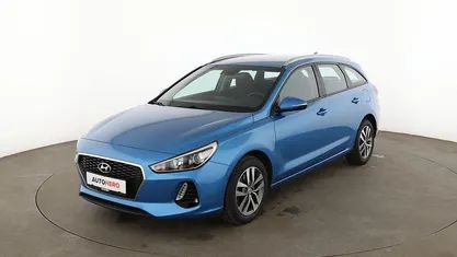 Gebraucht Hyundai i30 Trend 101 PS (74 kW) 2018 Blau Kombi
