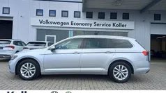 Silber Gebraucht 2023 VW Passat Business Kombi | 26.570 € (Guter Preis)