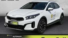 Deluxe white m Gebraucht 2025 Kia XCeed Spirit SUV | 27.990 € (Guter Preis)