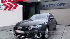 Grau Gebraucht 2024 Audi A3 Sportback Advanced Limousine | 29.750 € (Guter Preis)