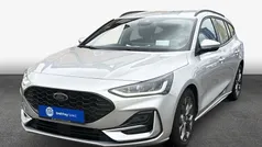 Moondust silber metallic Gebraucht 2023 Ford Focus ST-Line X Kombi | 23.950 € (Fairer Preis)