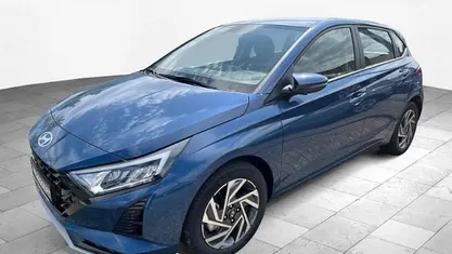 Blau Neu 2025 Hyundai i20 Trend Limousine | 24.520 € (Fairer Preis)