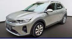 Grau Gebraucht 2022 Kia Stonic SUV | 17.890 € (Superpreis)