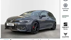 Grenadillschwarz metallic Gebraucht 2024 VW Golf VIII GTI Limousine | 39.978 € (Superpreis)