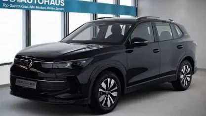 Gebraucht VW Tiguan Goal 150 PS (110 kW) 2025 Schwarz SUV