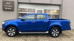 Schwarz (sapphire blue) Gebraucht 2023 Isuzu D-Max Abholung | 42.790 € (Fairer Preis)