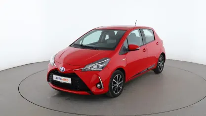 Gebraucht Toyota Yaris Hybrid Team 101 PS (74 kW) 2018 Rot Limousine