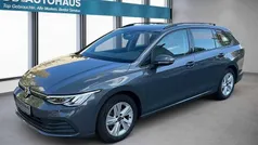 Grau Gebraucht 2022 VW Golf VIII Life Kombi | 19.340 € (Fairer Preis)