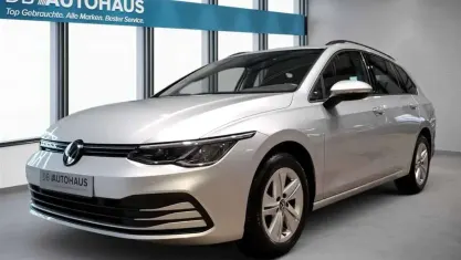 Second-hand VW Golf VIII Life 110 CP (80 kW) 2024 Argintiu Break