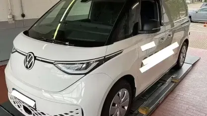 Gebraucht VW ID. Buzz 150 kW (204 PS) 2023 Weiß Van / Kleinbus