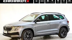 Graphitegrau metallic Gebraucht 2023 Skoda Karoq SportLine SUV | 30.780 € (Fairer Preis)