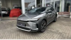 Grau Neu 2025 Toyota bZ4X Lounge SUV | 42.470 € (Fairer Preis)