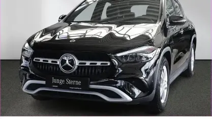 Gebraucht Mercedes GLA200 163 PS (119 kW) 2024 Unilack nachtschwarz SUV