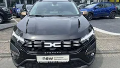 Perlmuttschwarz (schwarz) Gebraucht 2023 Dacia Sandero Extreme Kleinwagen | 16.990 € (Fairer Preis)
