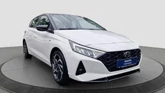 Weiss Gebraucht 2023 Hyundai i20 Trend Kleinwagen | 17.900 € (Fairer Preis)
