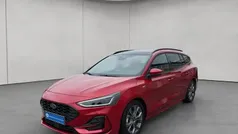 Rot Gebraucht 2024 Ford Focus ST-Line Kombi | 27.950 € (Fairer Preis)