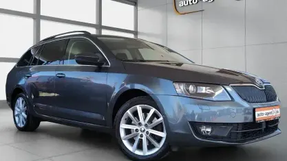 Gebraucht Skoda Octavia Elegance 180 PS (132 kW) 2014 Metallgrau metallic Kombi