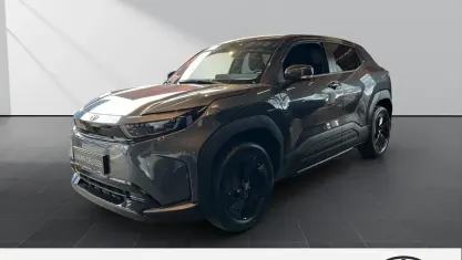 Neu Toyota Urban Cruiser Comfort 105 kW (144 PS) 2026 Grau SUV