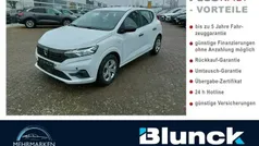 Orange Gebraucht 2020 Dacia Duster Adventure SUV | 15.990 € (Fairer Preis)