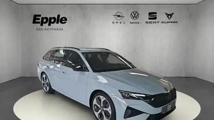 Nouvelle Skoda Octavia RS 265 ch (194 kW) 2026 Gris Break