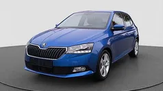 Raceblau Gebraucht 2021 Skoda Fabia Style | 15.540 € (Guter Preis)