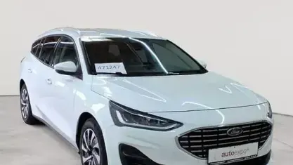 Gebraucht Ford Focus Titanium X 120 PS (88 kW) 2023 Frozen white Kombi