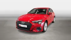 Tangorot Gebraucht 2021 Audi A3 Sportback e-tron Ambiente Limousine | 22.420 € (Fairer Preis)
