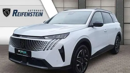 Weiß Gebraucht 2025 Peugeot 5008 Allure SUV | 32.490 € (Guter Preis)