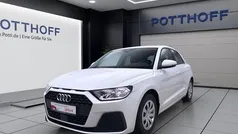 Weiss Gebraucht 2021 Audi A1 Sportback Comfort Kleinwagen | 17.450 € (Guter Preis)