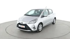Grau Gebraucht 2020 Toyota Yaris Limousine | 12.530 € (Fairer Preis)
