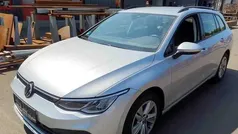 Gebraucht 2021 VW Golf VIII Life Kombi | 19.420 € (Fairer Preis)