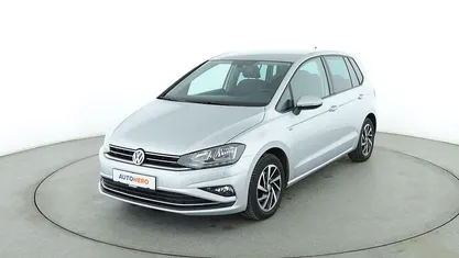 Grau Gebraucht 2018 VW Golf Sportsvan Join Van / Kleinbus | 15.700 € (Fairer Preis)