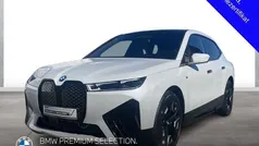 Weiß Gebraucht 2022 BMW iX M Sport SUV | 74.890 € (Fairer Preis)