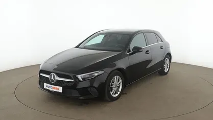 Gebraucht Mercedes A180 116 PS (85 kW) 2019 Schwarz Limousine