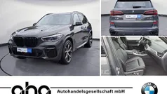 Grau Gebraucht 2022 BMW X5 M Sport SUV | 51.820 € (Guter Preis)