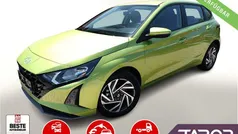 Grün Neu 2025 Hyundai i20 Select Limousine | 17.688 € (Guter Preis)