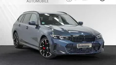 Arctic race blue metallic Gebraucht 2024 BMW 330e M Sport Kombi | 50.990 € (Teuer)